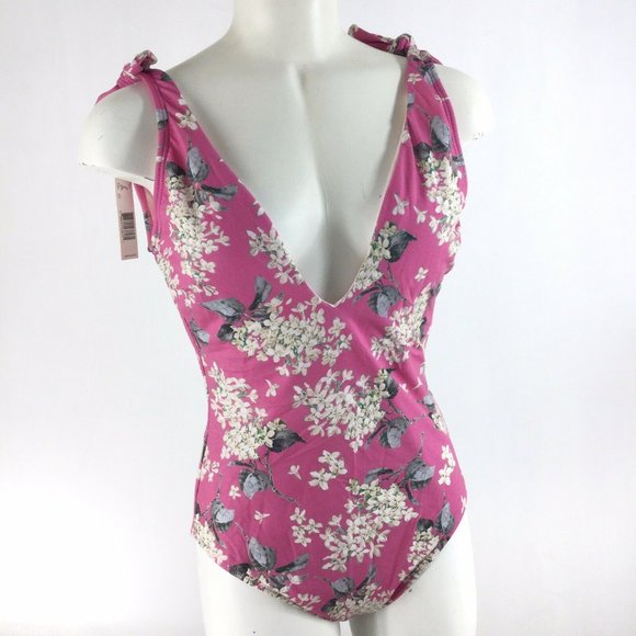 ANTONIO MELANI Other - Antonio Melani Swimsuit Plunge One Piece Floral